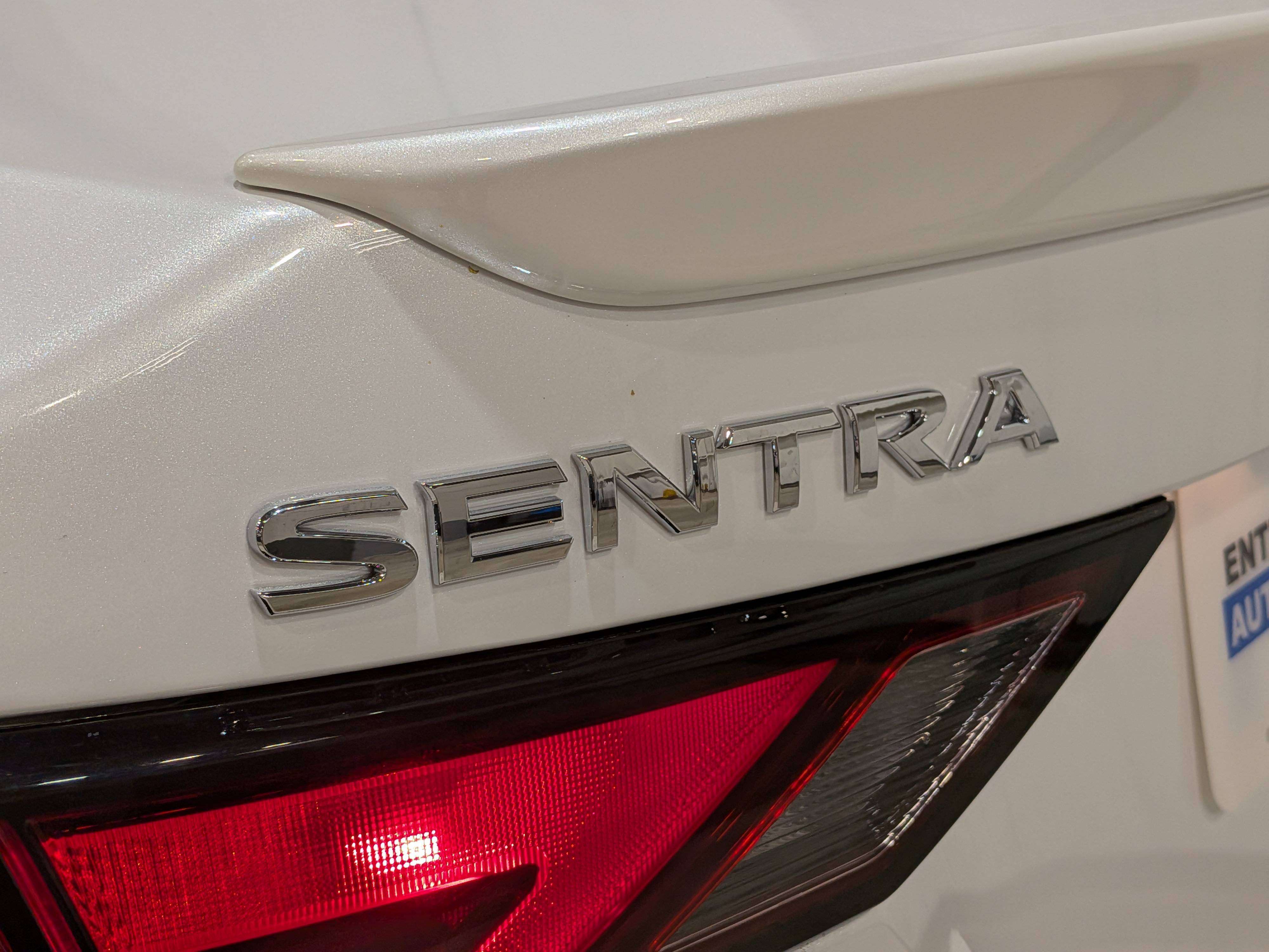 Nissan Sentra 2024