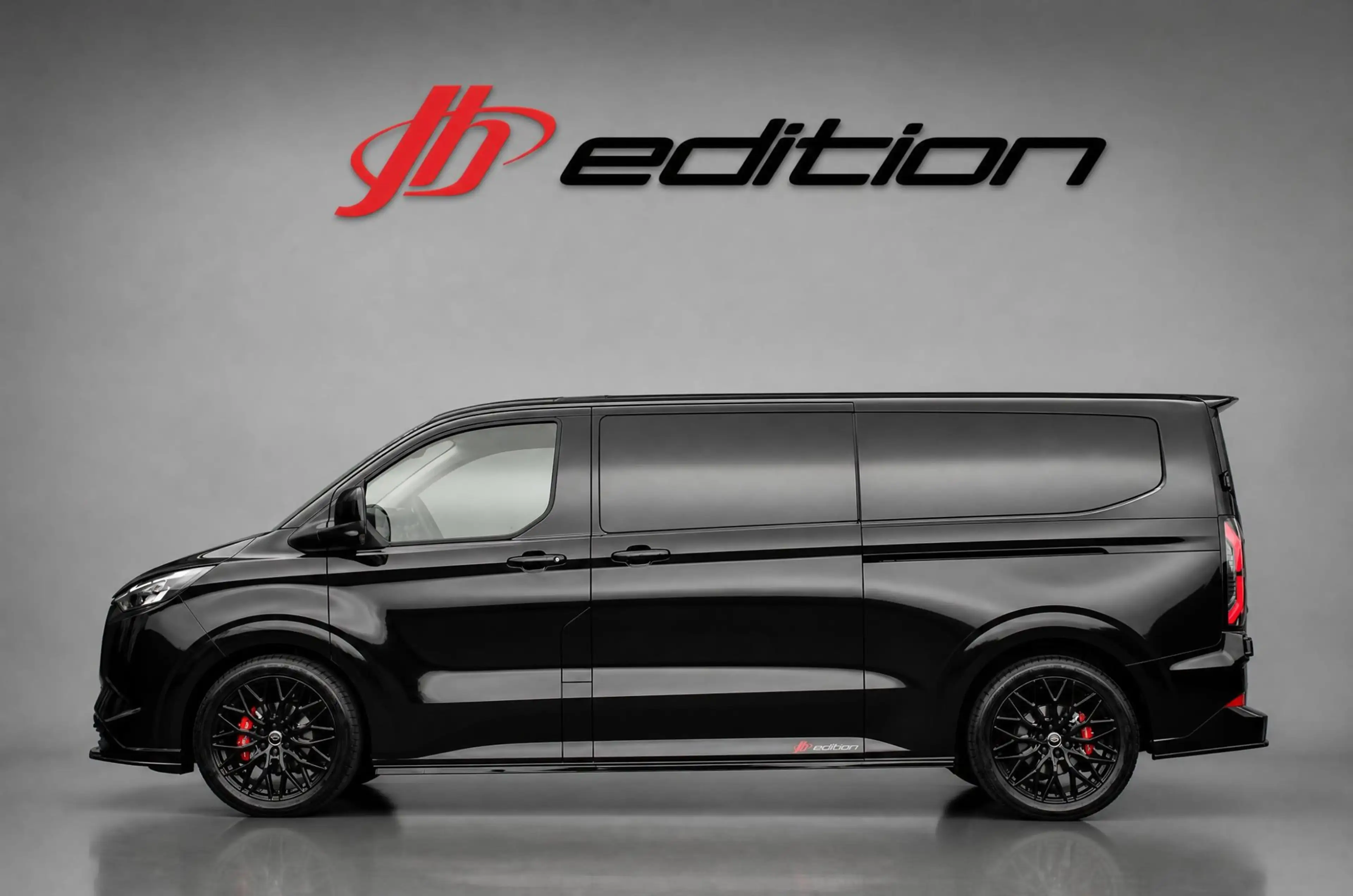 Ford E-Transit Cust. 320 L2H1 Limited 71 kWh DC DUBBEL CABINE / J — photo 7