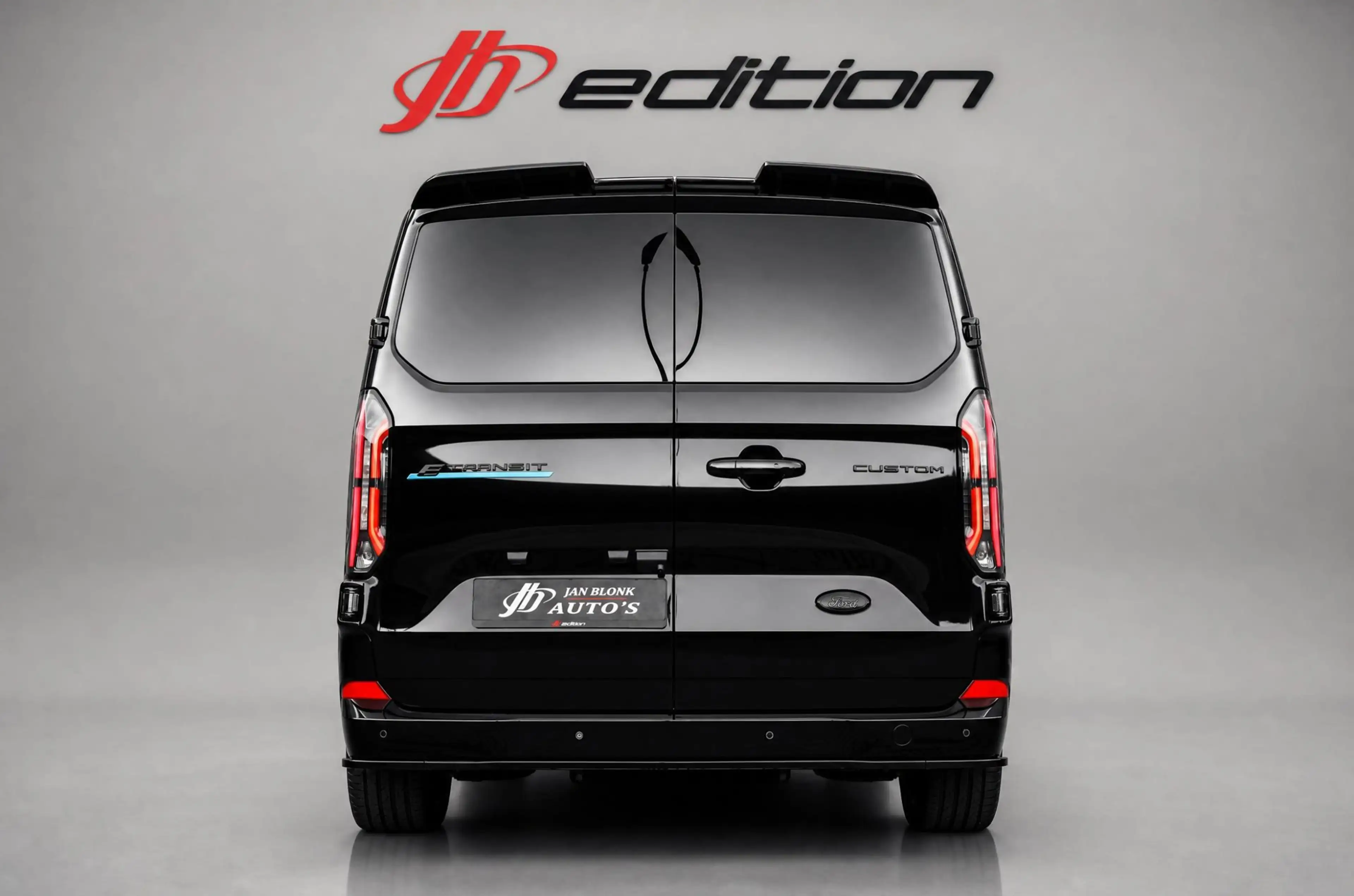 Ford E-Transit Cust. 320 L2H1 Limited 71 kWh DC DUBBEL CABINE / J — photo 13