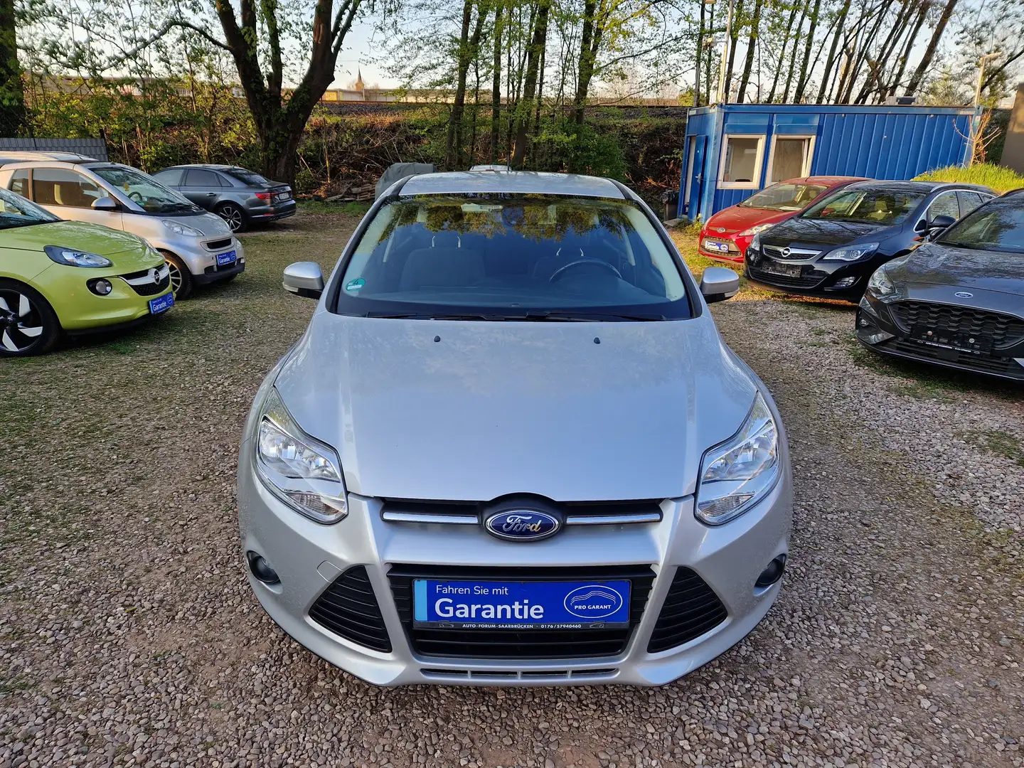Ford Focus Klima 74Tkm Sitzhzg 2Hnd Scheckh 16" ESP PDC Silber - 2
