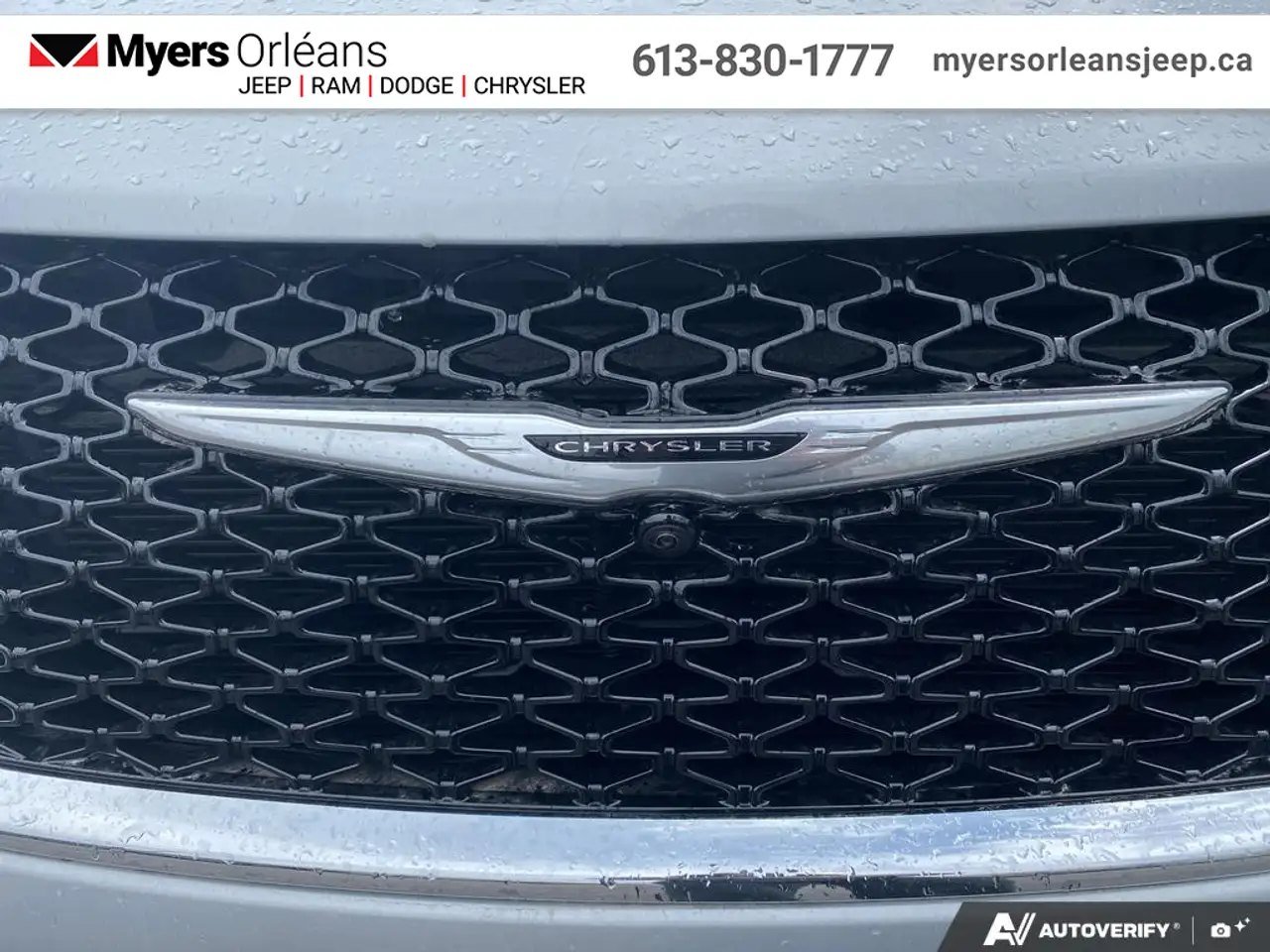 Chrysler Pacifica снимка Chrysler Pacifica