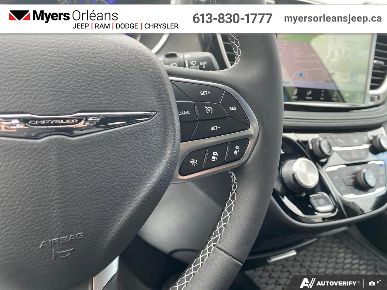 Chrysler Pacifica снимка Chrysler Pacifica