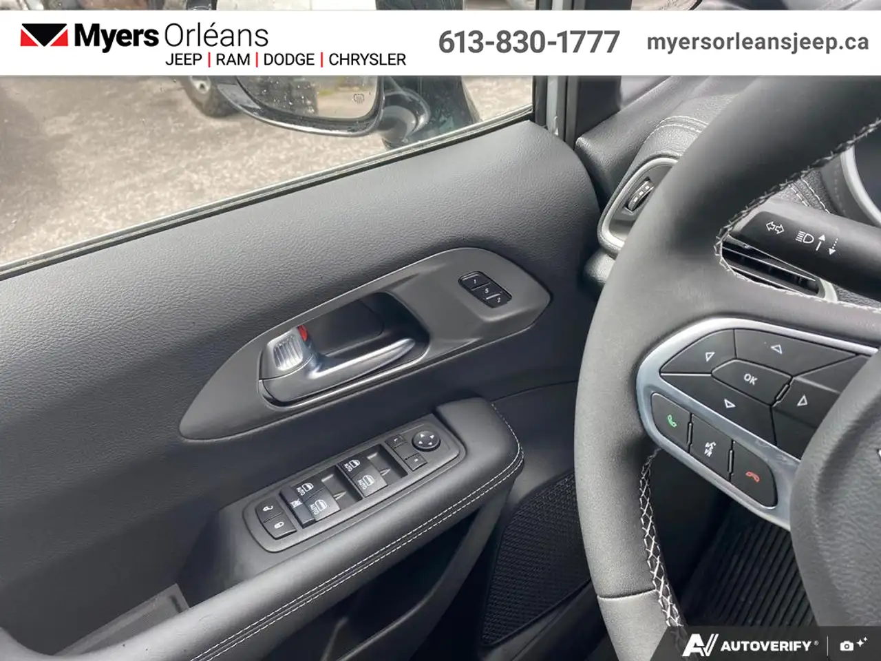 Chrysler Pacifica снимка Chrysler Pacifica
