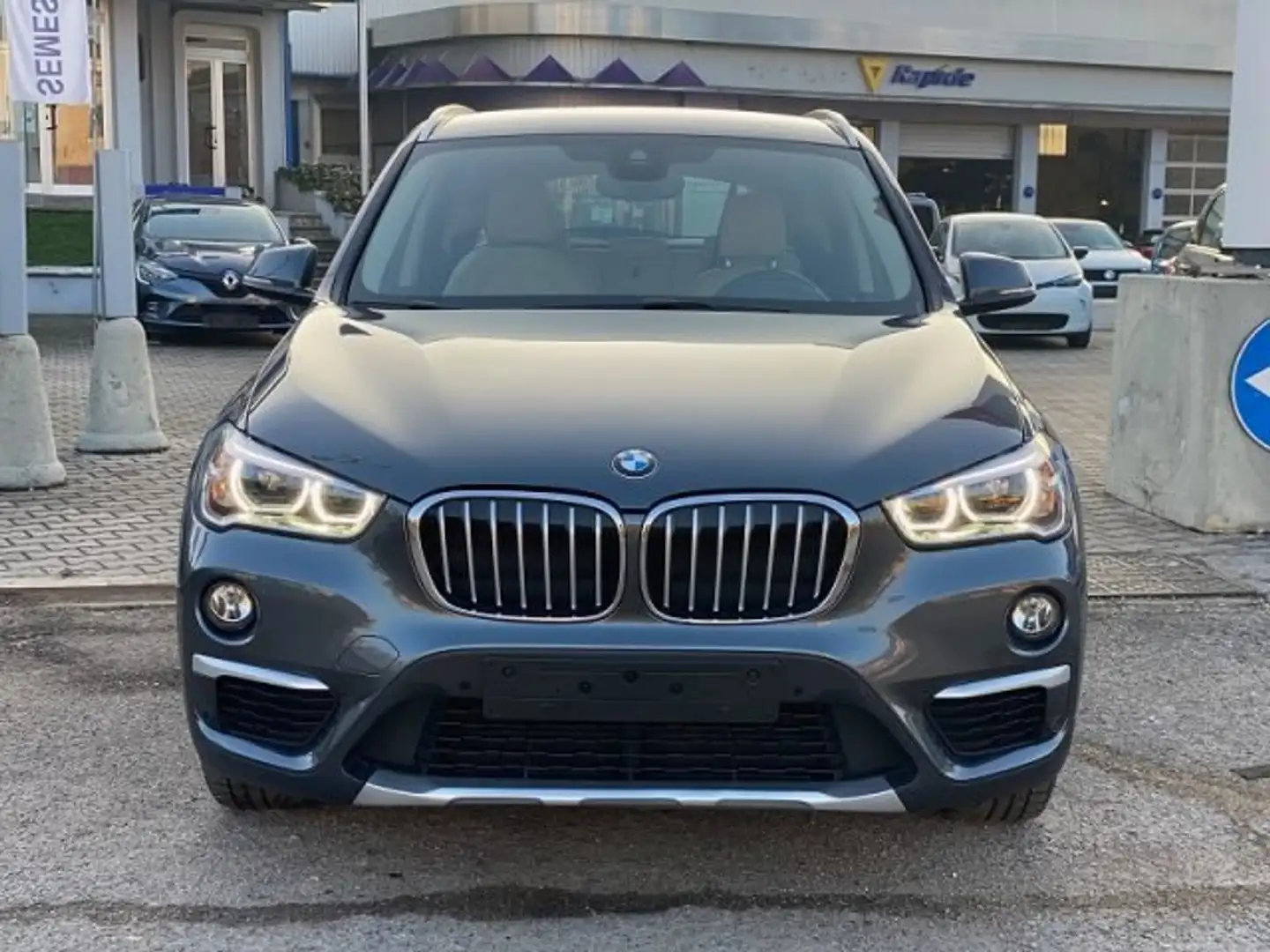 BMW X1 sDrive18d XLINE Grigio - 2