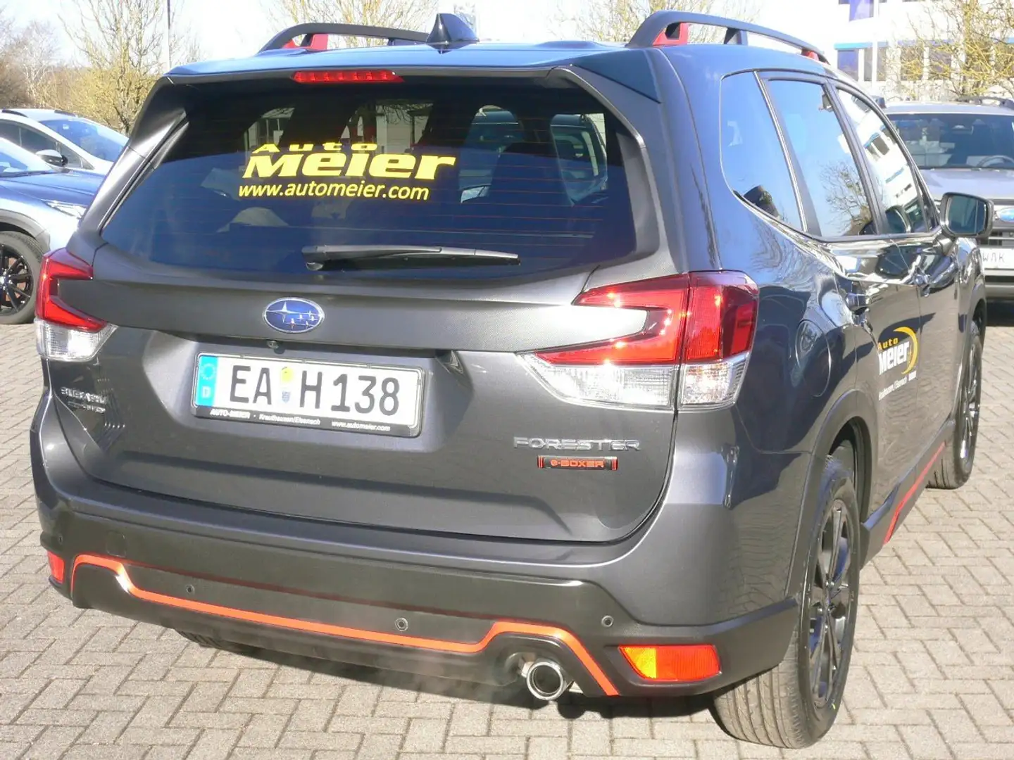 Subaru Forester 2.0ie Edition Exclusive Cross Navi Pano LED Grau - 2