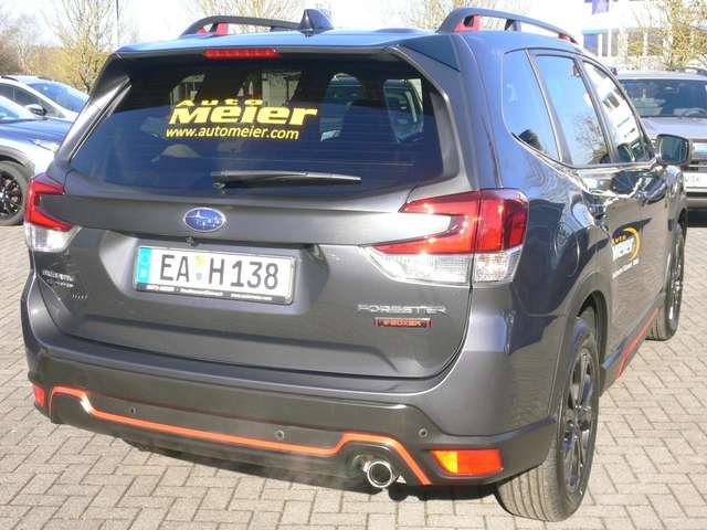 Subaru Forester 2.0ie Edition Exclusive Cross Navi Pano LED