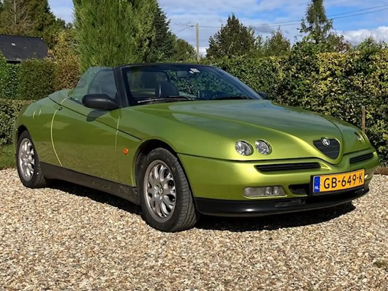 Alfa Romeo Spider 2.0-16V, foto 1