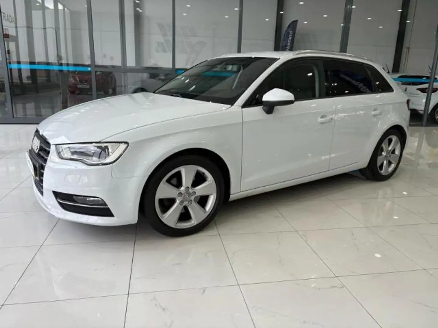 Audi A3 2.0 TDI 150CV cl.d. S tr. Ambition Blanco - 2