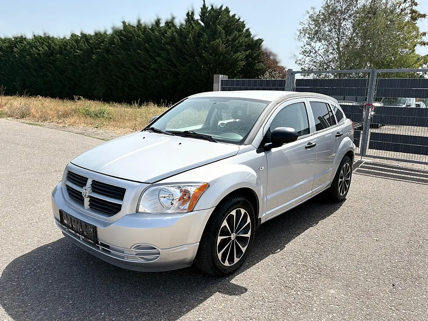 Dodge Caliber 2,0 CRD SE Silber - 1