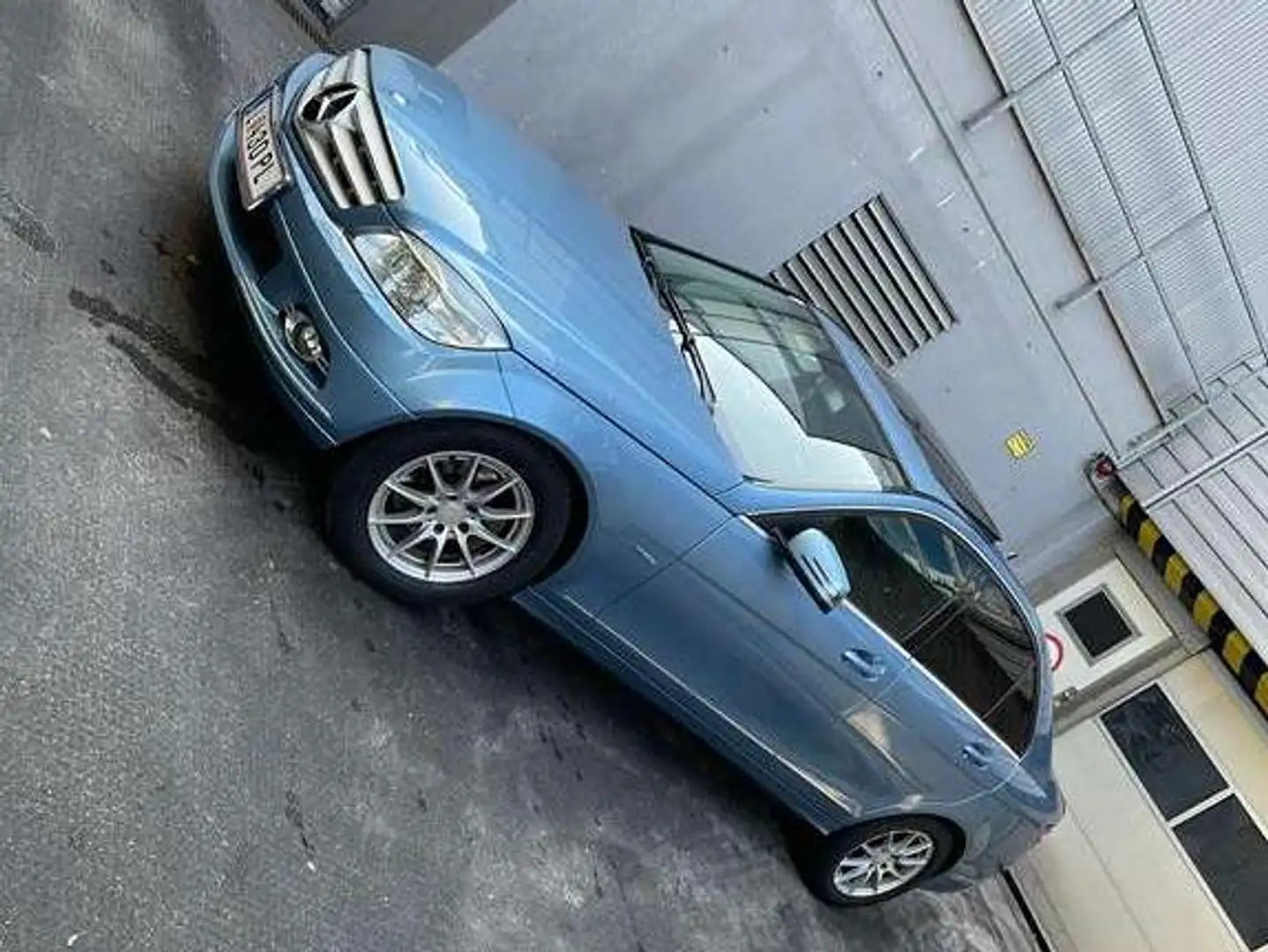 Mercedes-Benz C 220 C 220 Avantgarde CDI BlueEfficiency Avantgarde Blau - 2