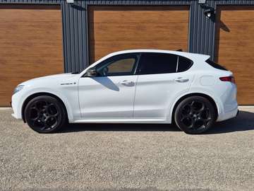 Stelvio Competizione 2,2 16V 210 AT8 Q4 Competizione