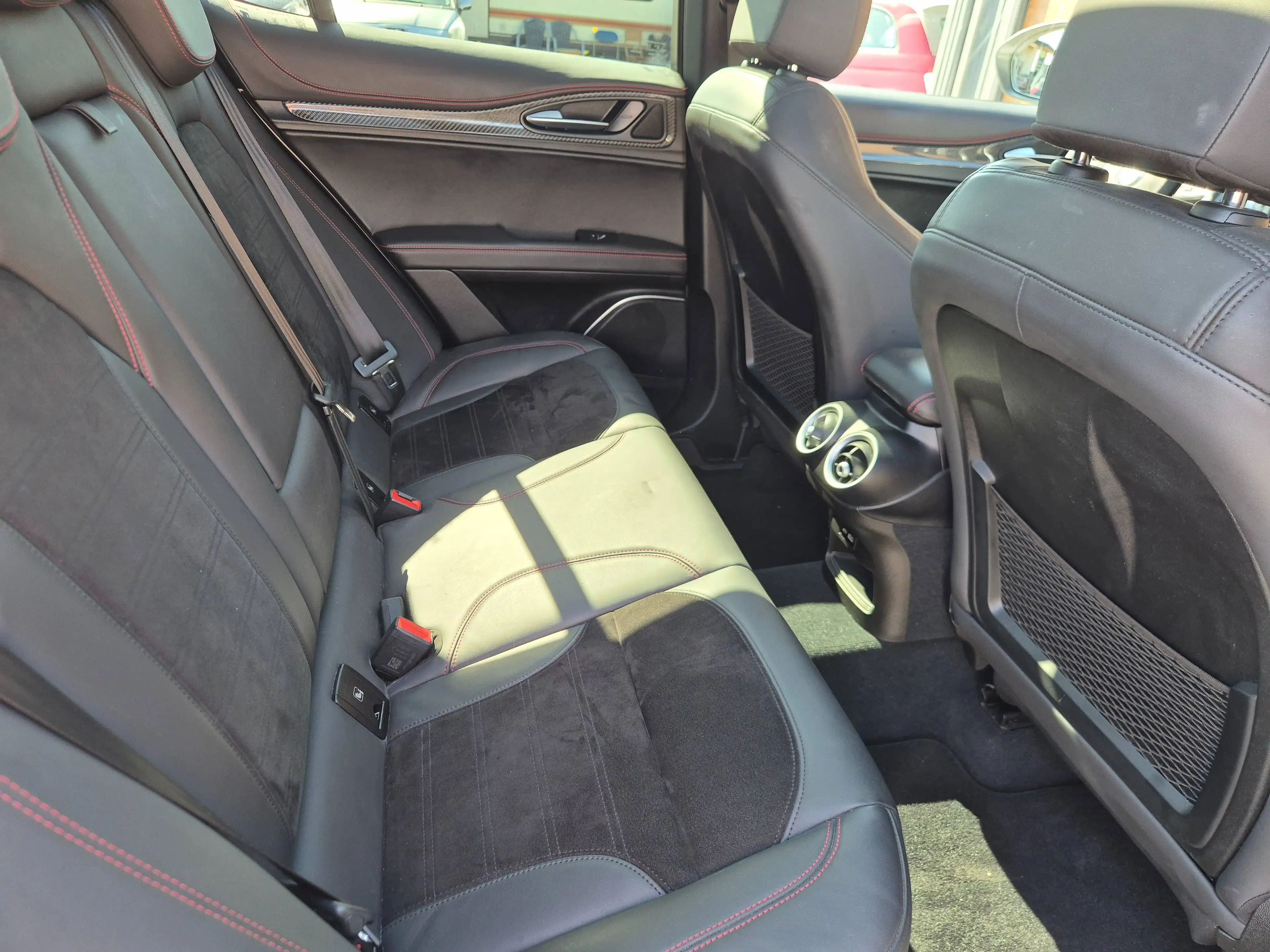 Alfa Romeo Stelvio Stelvio Competizione 2,2 16V 210 AT8 Q4 Competizione — photo 9