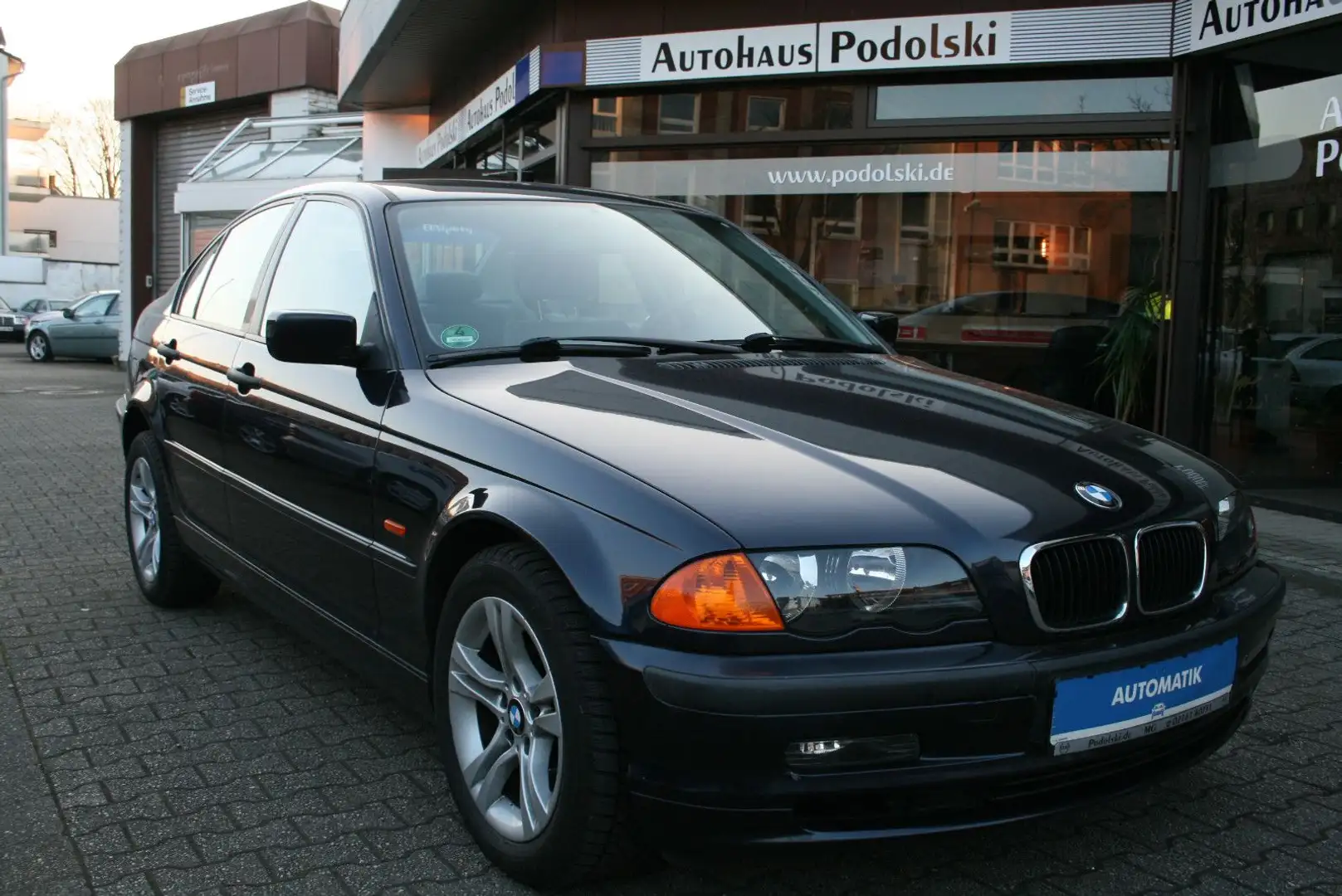 BMW 316 i Automatik |Blau Met.|Klima|Metallic|Tüv Neu Modrá - 1