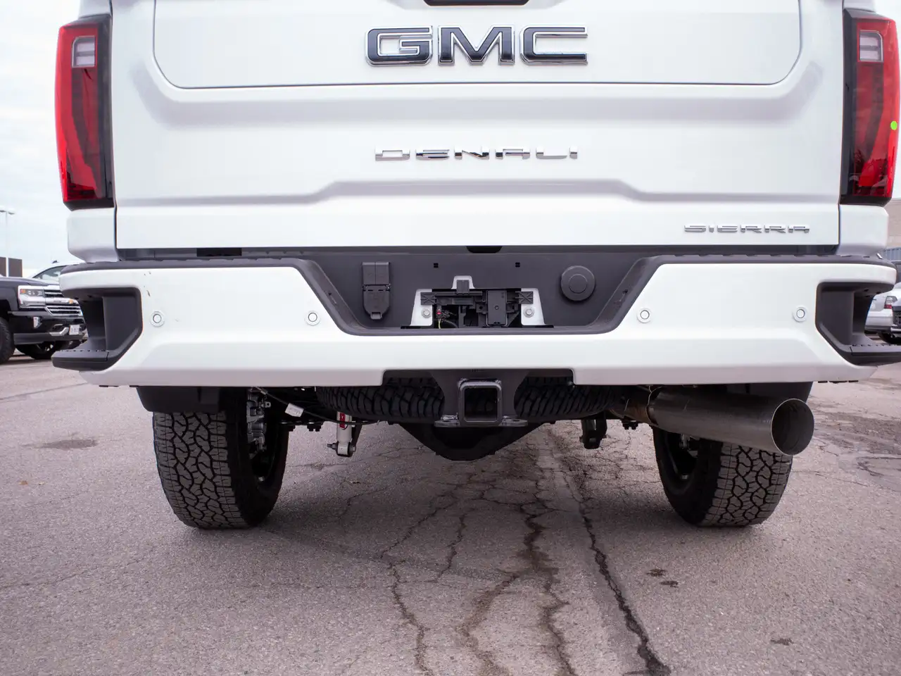 GMC Sierra 2500HD снимка GMC Sierra 2500HD