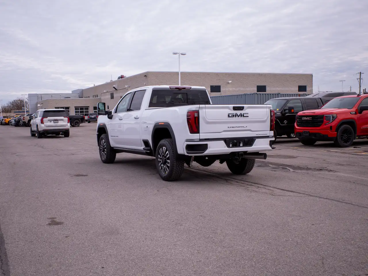 GMC Sierra 2500HD снимка GMC Sierra 2500HD