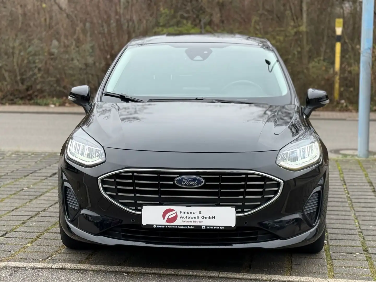 Ford Fiesta 1.0 MHEV Titanium X/Automatik/Navi/Kamera Schwarz - 2