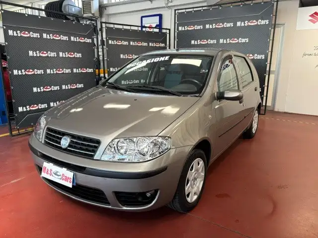 Fiat Punto 5 PORTE 1.2 BENZINA - CLIMATIZZATORE - TAGLIANDATA!