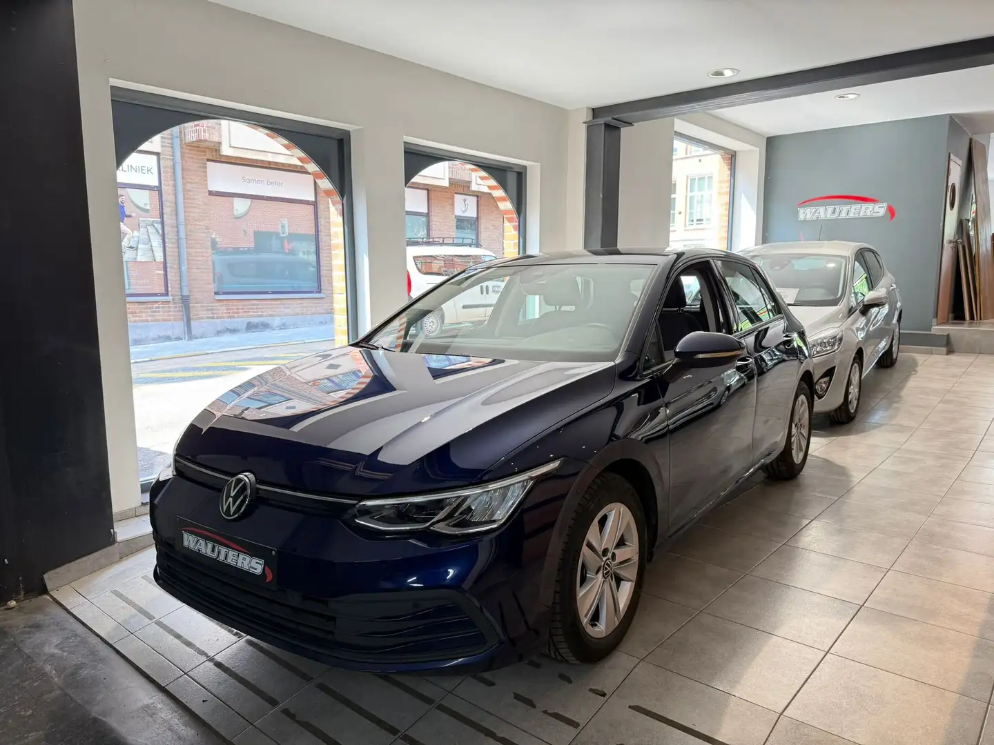 Volkswagen Golf Golf 1.0 eTSI OPF DSG Life Bleu - 1