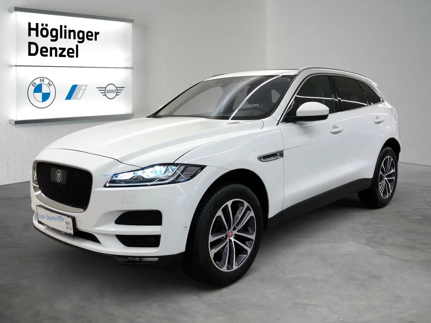 Jaguar F-Pace F-Pace 20d AWD Portfolio Wit - 2