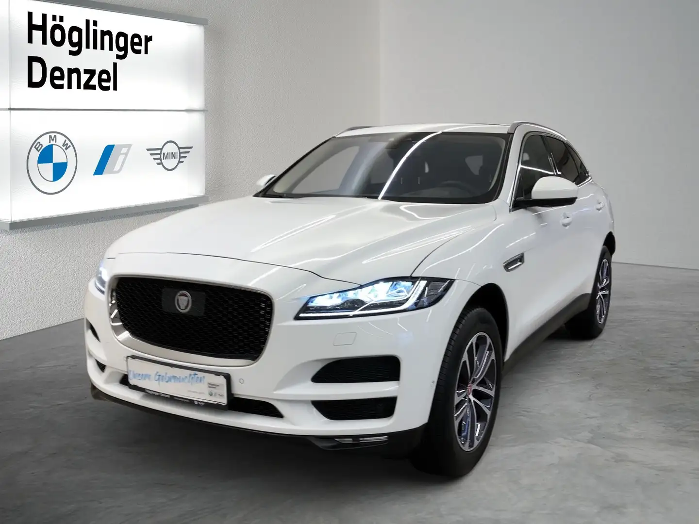 Jaguar F-Pace F-Pace 20d AWD Portfolio Wit - 1