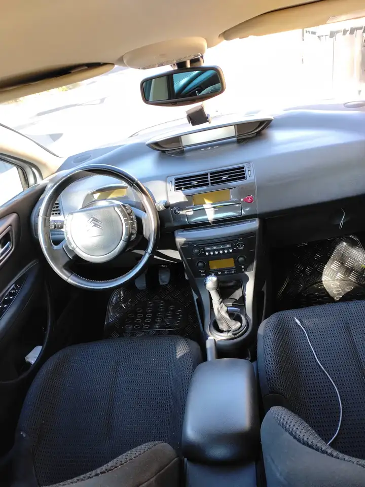 Citroen C4 Berline — photo 3