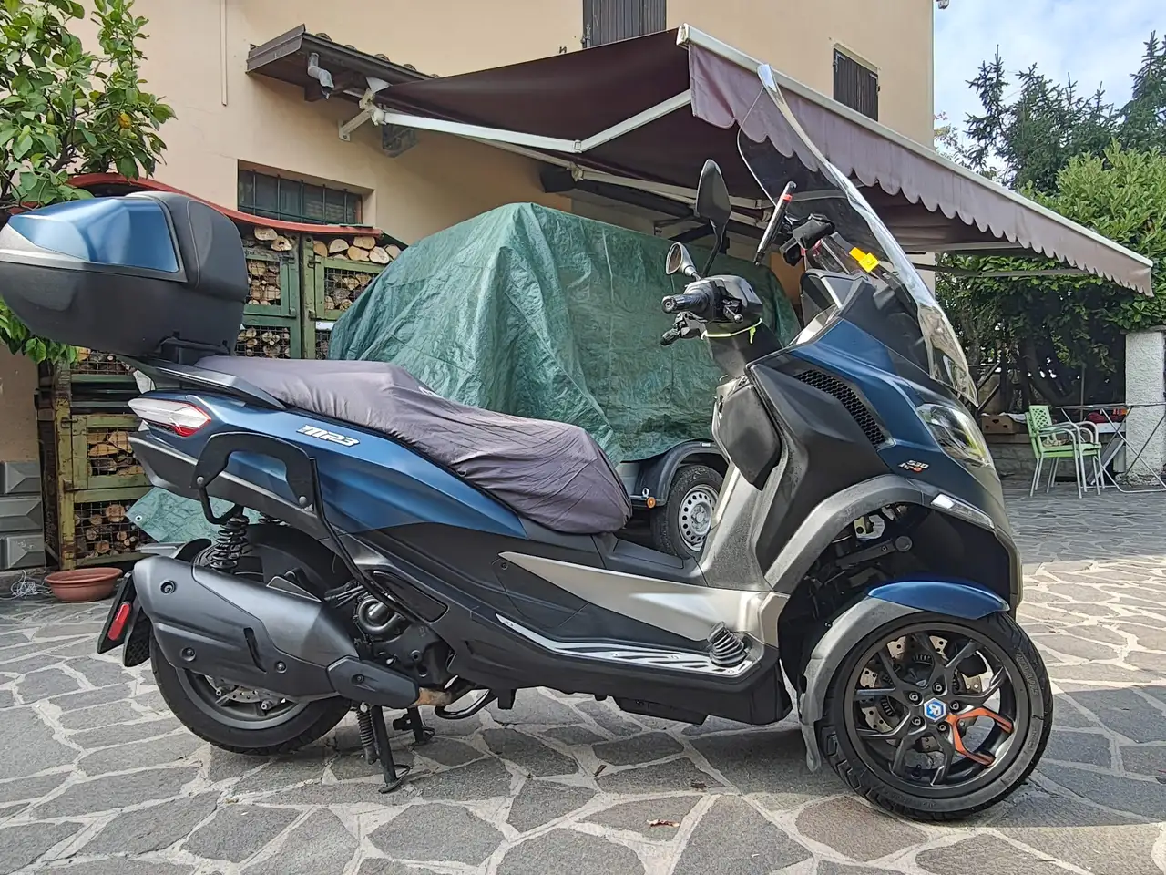 Piaggio MP3 530