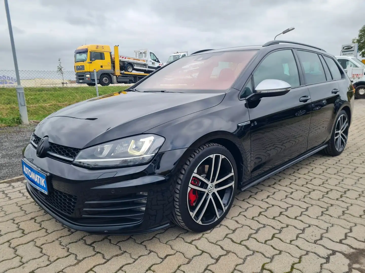 Volkswagen Golf VII Variant GTD Schwarz - 2