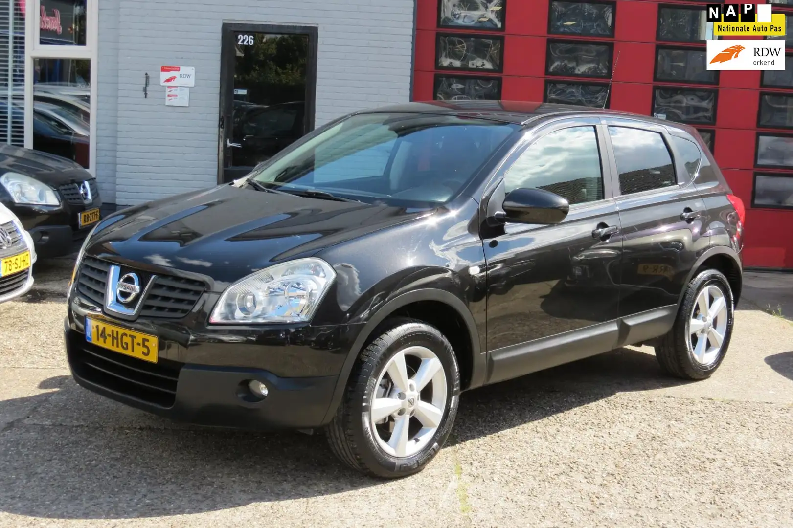 Nissan Qashqai 1.6 Acenta , AIRCI, PDC , CR CONTR Schwarz - 1