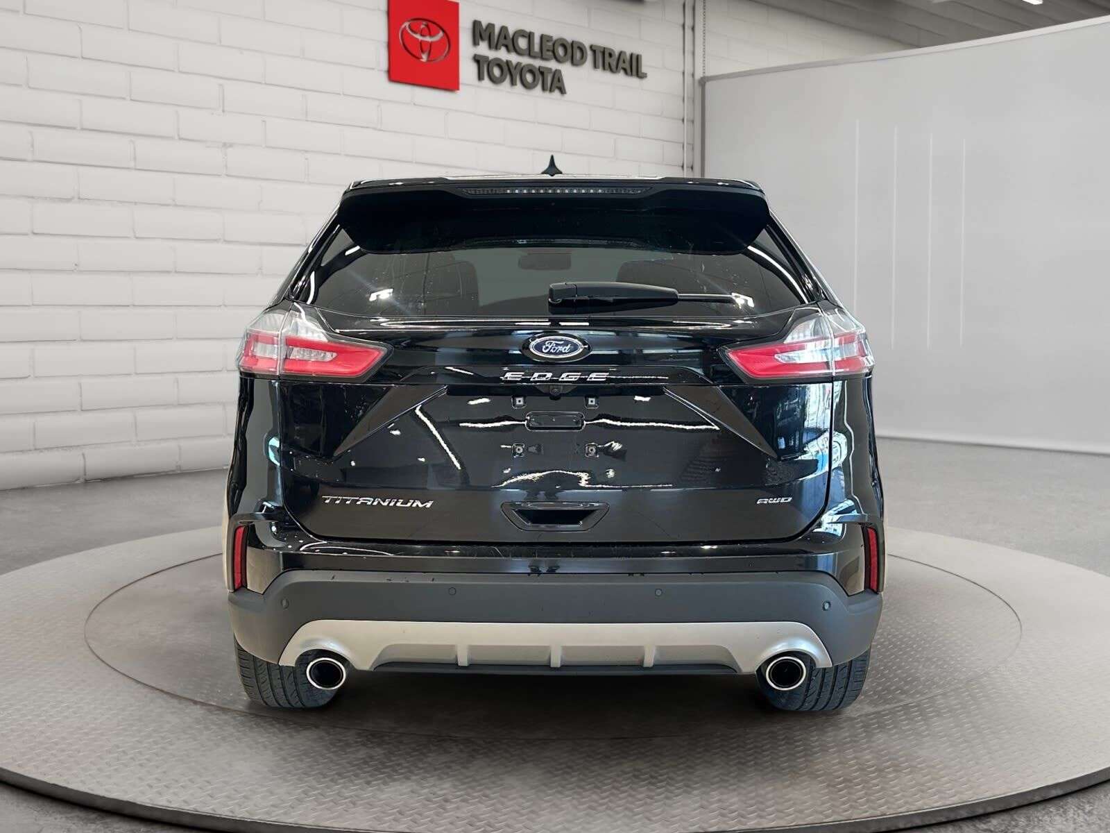 2024 Ford Edge Titanium AWD | No Accidents | Leather, B&O, Heated — снимка 1