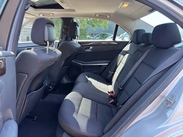 Mercedes-Benz E-Class view 15