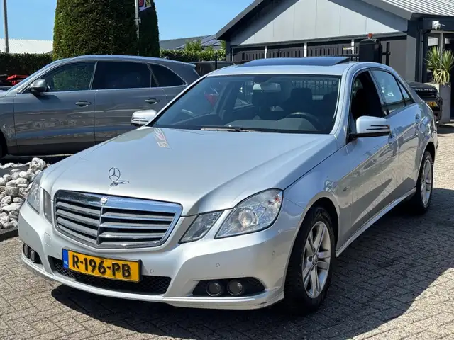 2009 Mercedes-Benz E-Class in Grey for sale