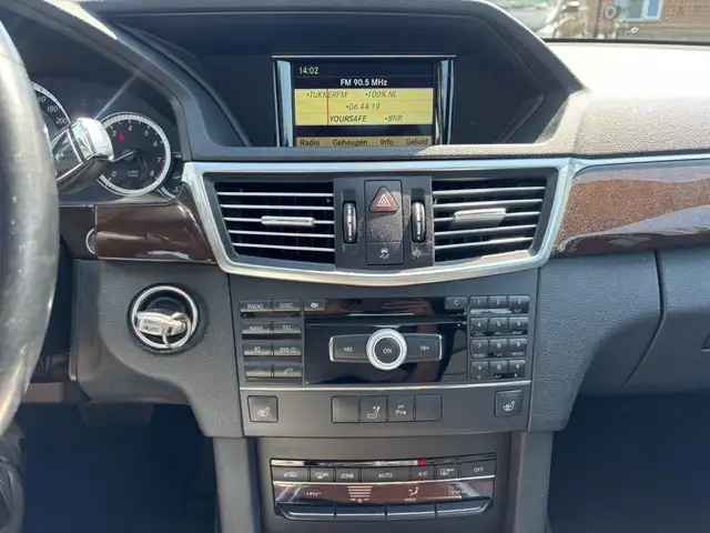 Mercedes-Benz E-Class view 10
