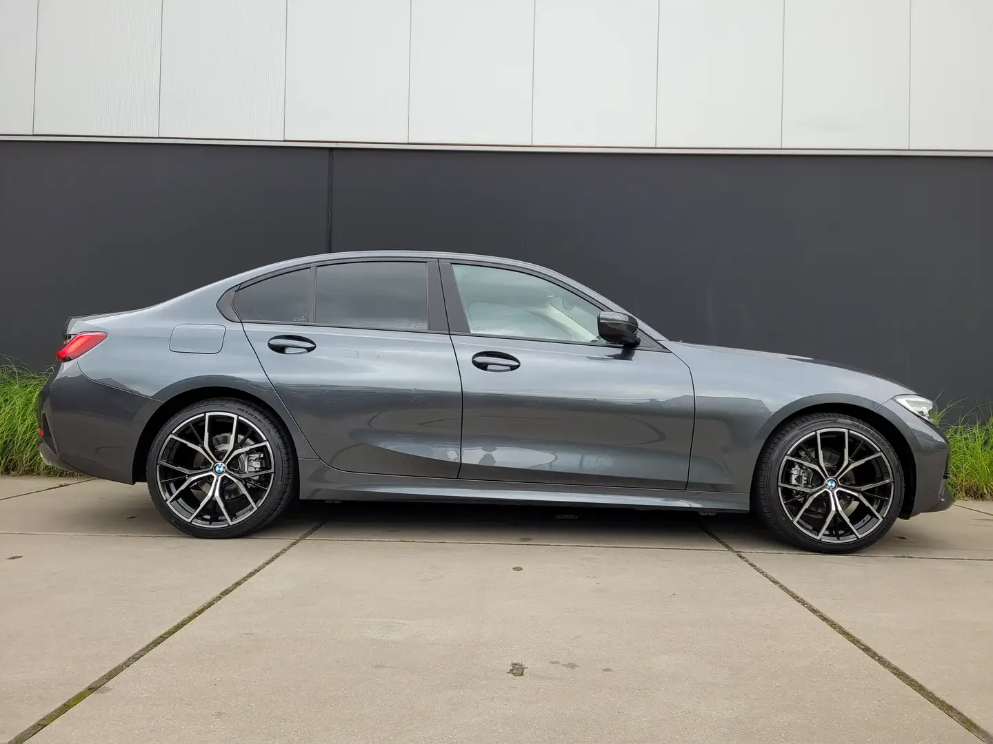 BMW 318 dA*AUT.*LEDER*NAVI*ZETELVERWARMING*PDC*SPORTSTUUR* siva - 2