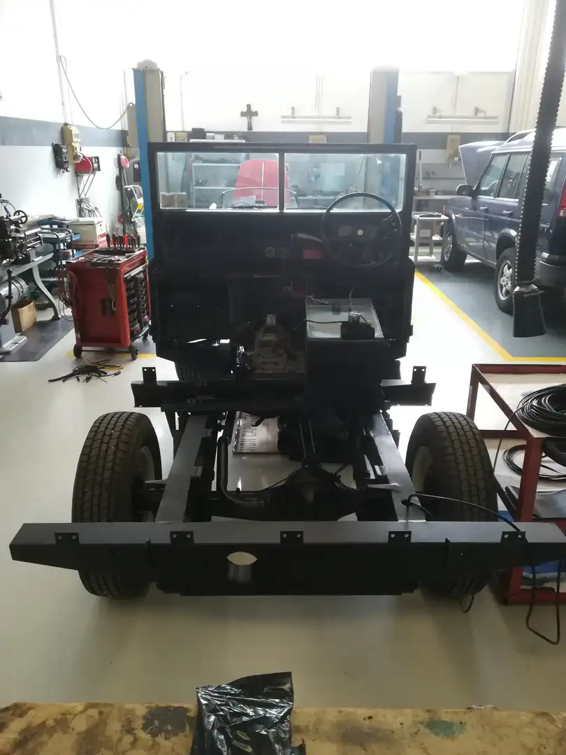 Land Rover Series - 2