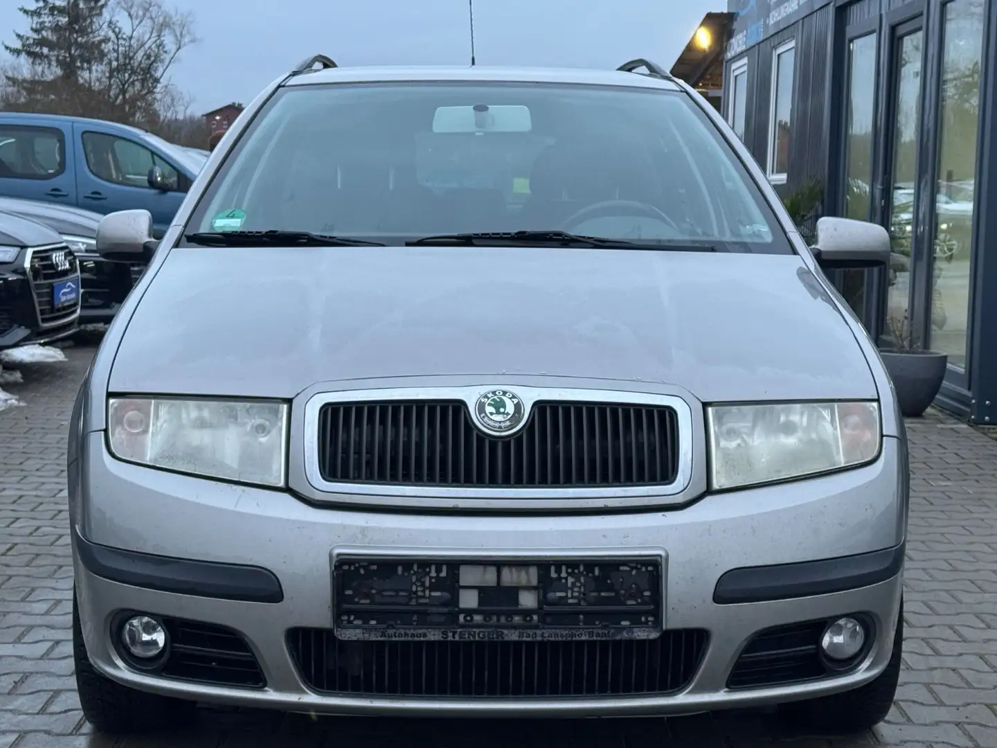 Skoda Fabia 1.9 TDI Combi Ambiente Beige - 2