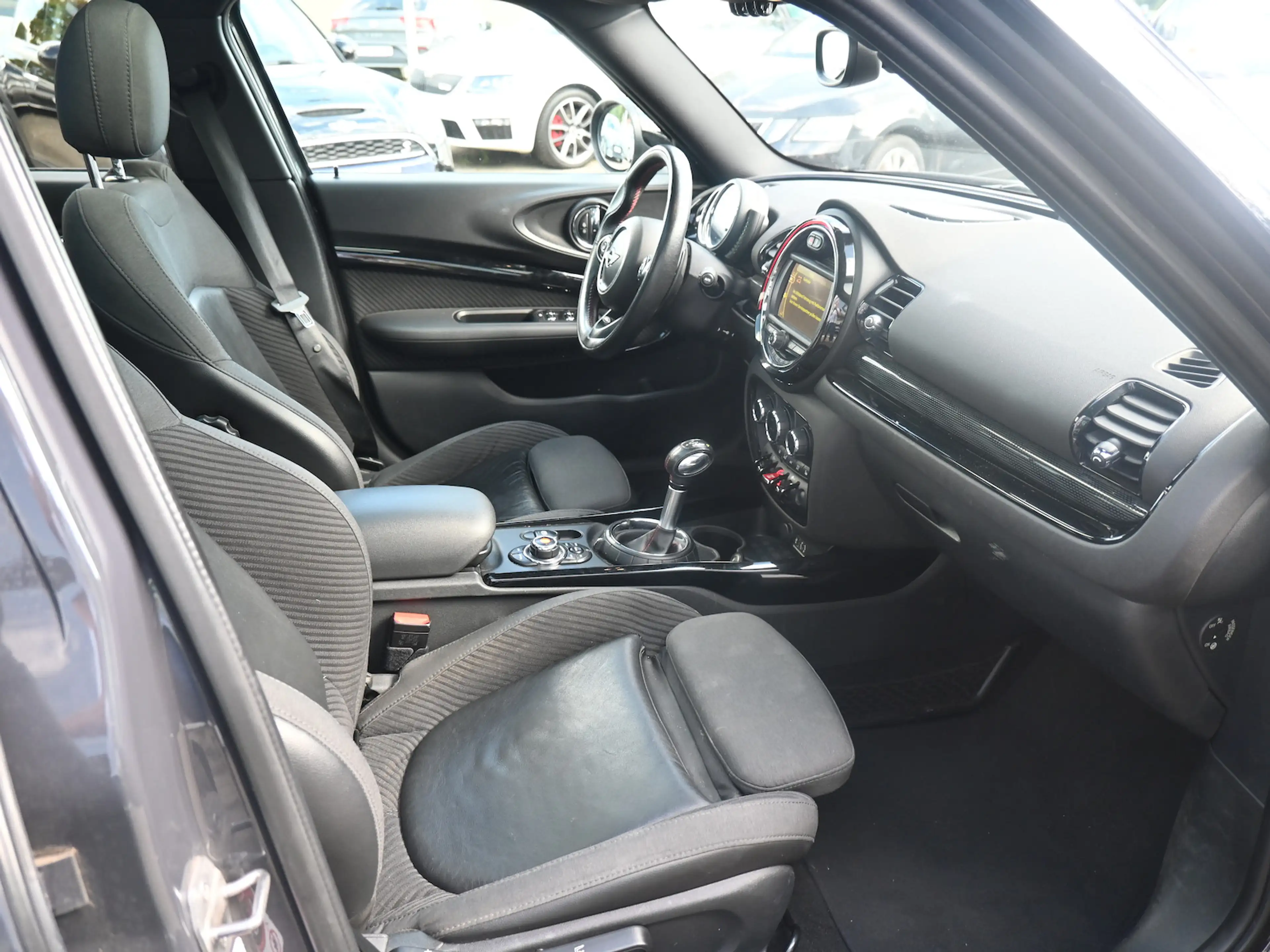 MINI Cooper SD Clubman Aut All4 Leder Navi PDC 18Alus — photo 9