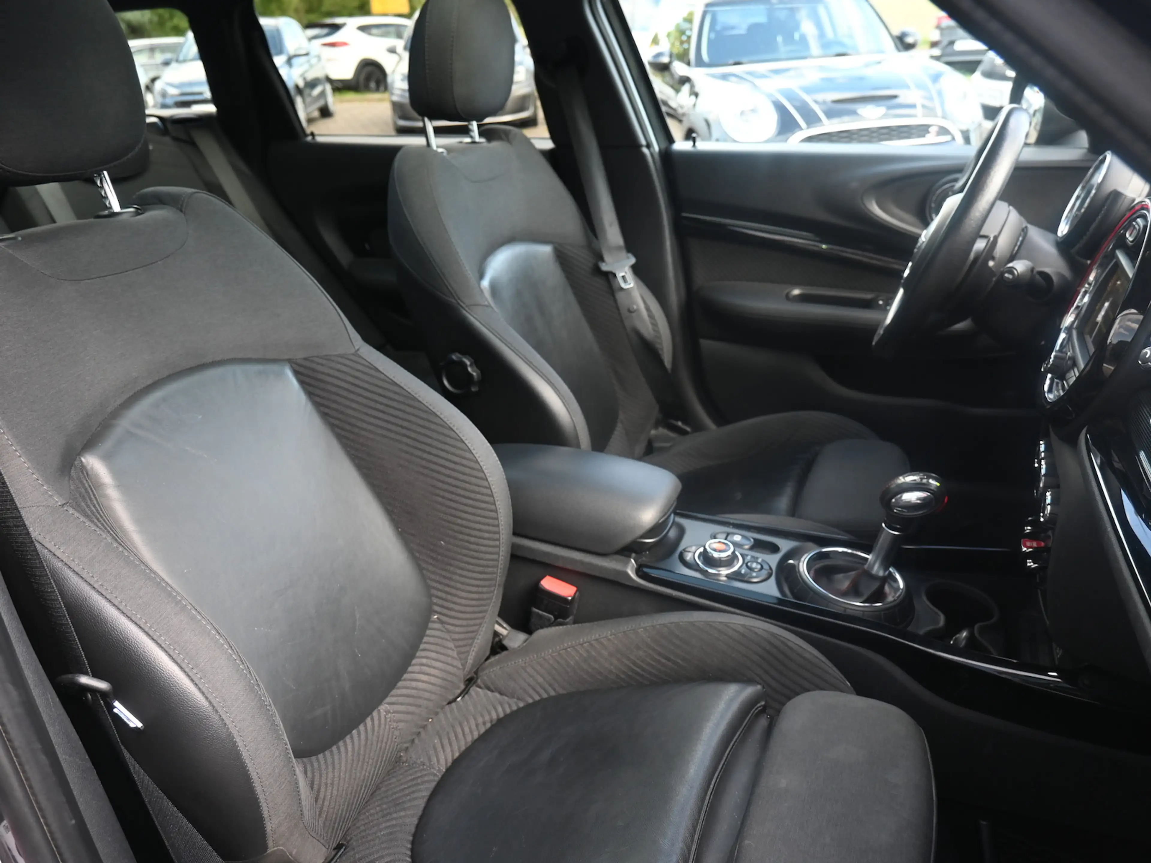 MINI Cooper SD Clubman Aut All4 Leder Navi PDC 18Alus — photo 8