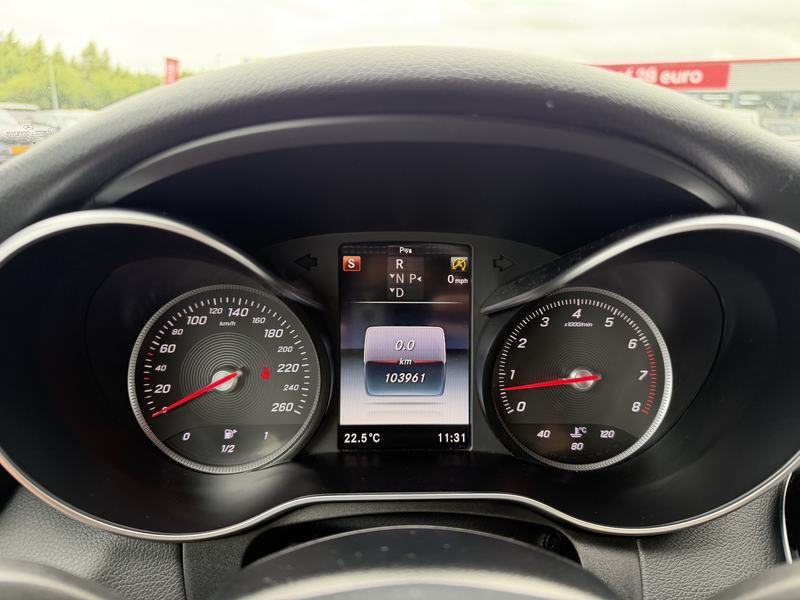Mercedes-Benz C 180 Estate Automaat AMG Line LED Trekhaak Sportstoelen — photo 13