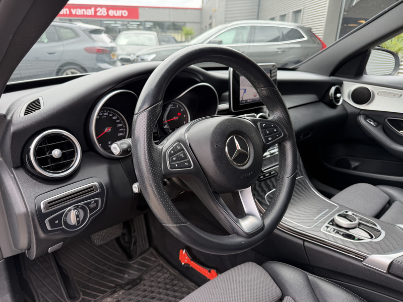 Mercedes-Benz C 180 Estate Automaat AMG Line LED Trekhaak Sportstoelen — photo 11