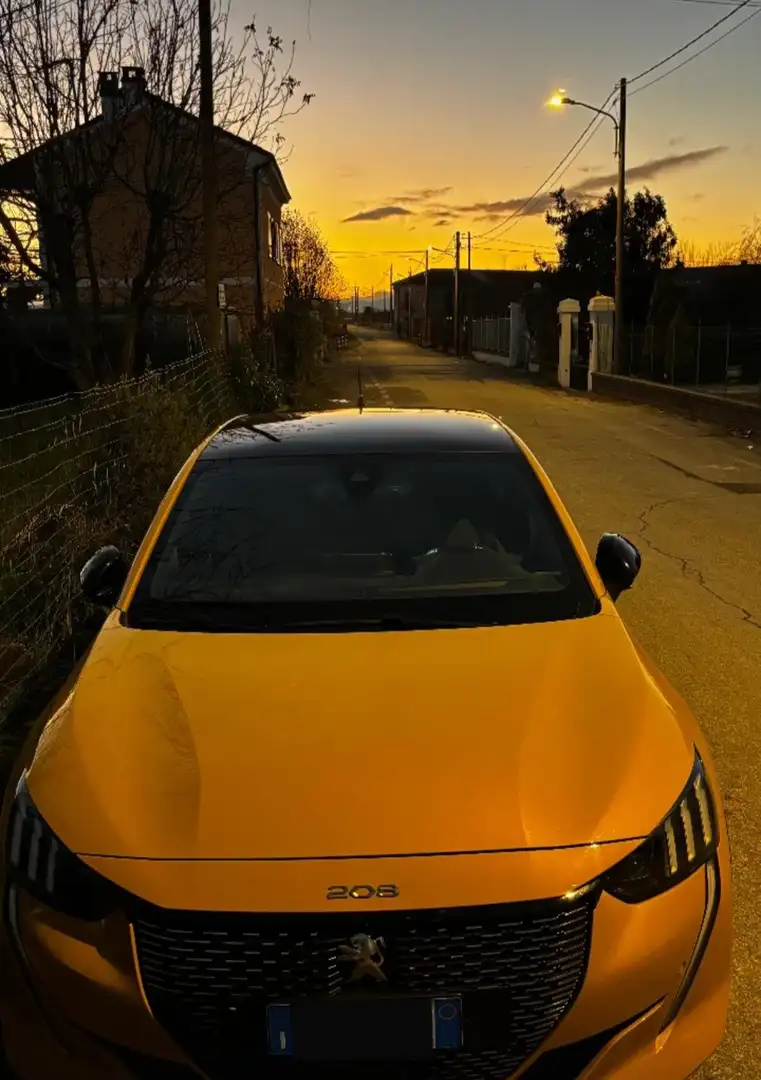 Peugeot 208 208 II 2019 1.5 bluehdi GT Line s Giallo - 2