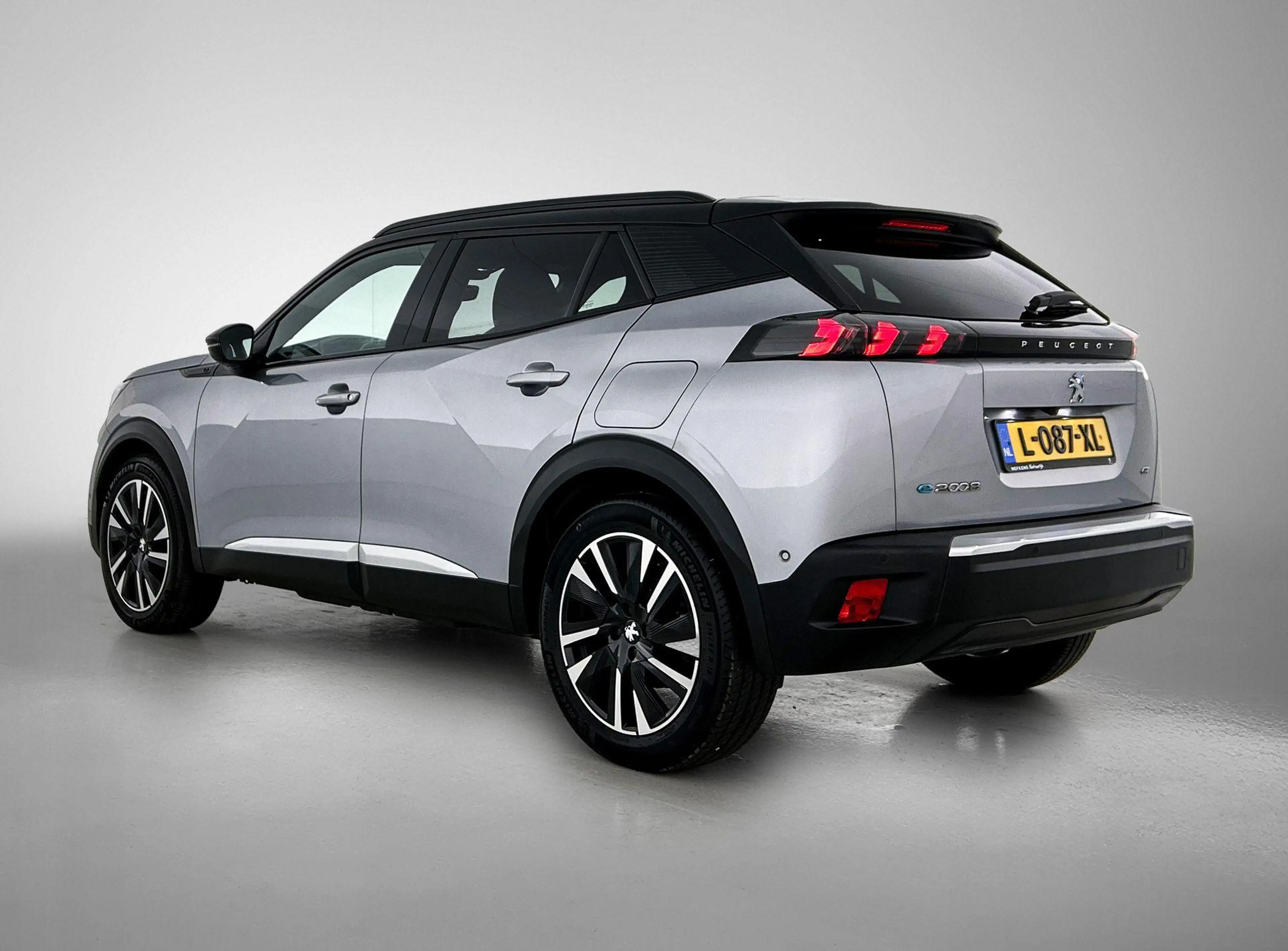Peugeot e-2008 EV 136pk GT Pack 50 kWh Automaat | 1ste Eigenaar | — photo 6