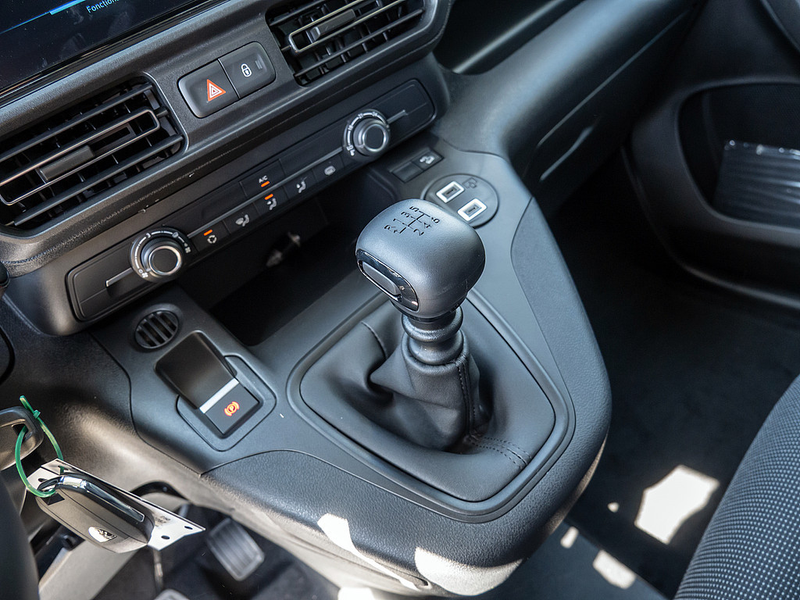 Peugeot Partner Kasten 1.2 L1H1/M 110 PDC KAMERA LED — photo 14