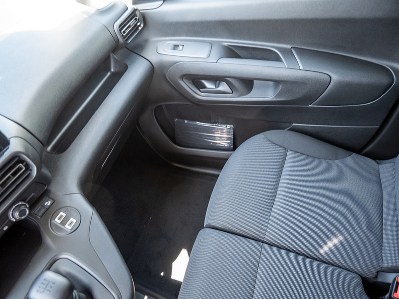 Peugeot Partner Kasten 1.2 L1H1/M 110 PDC KAMERA LED — photo 15