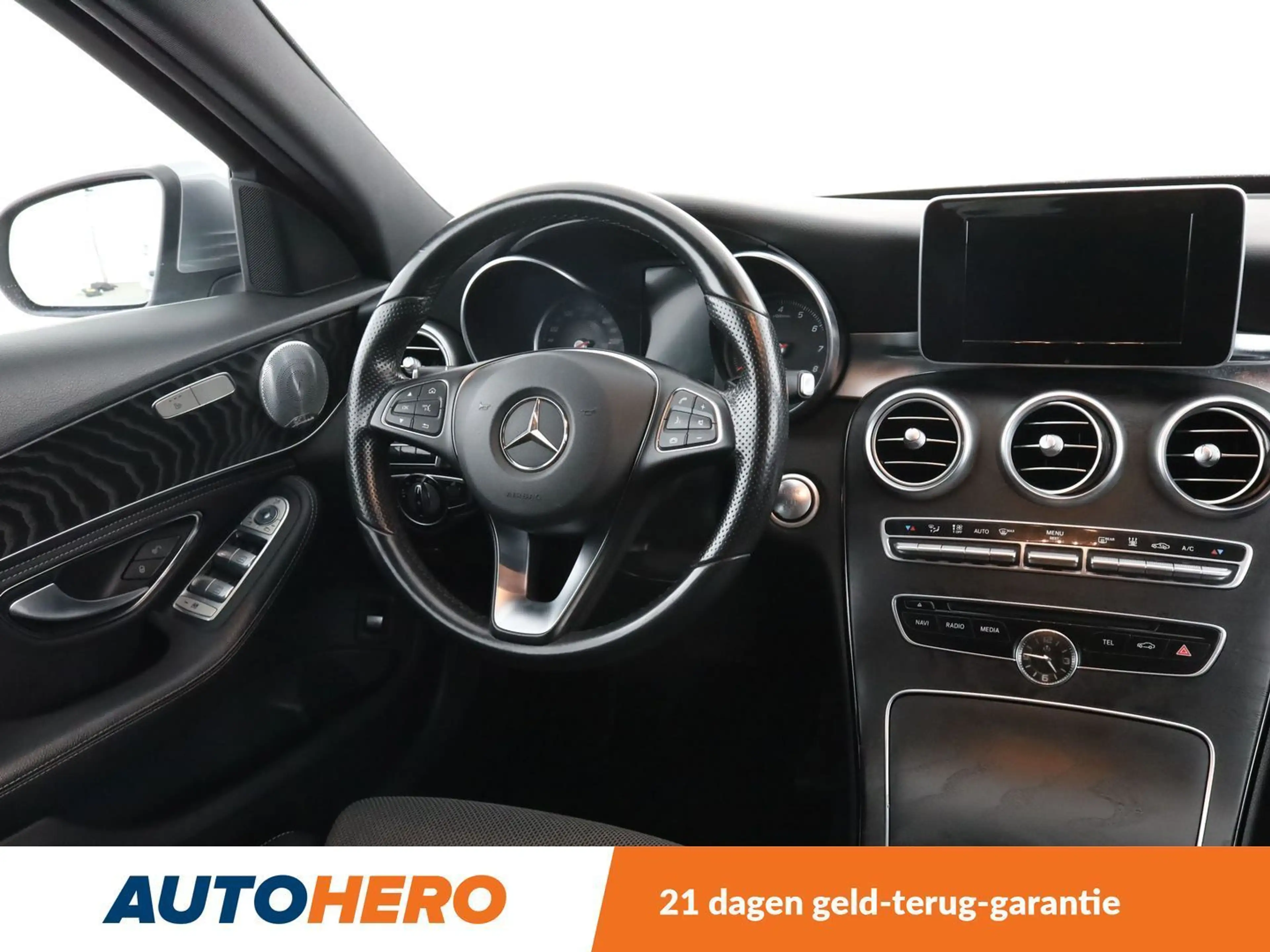 Mercedes-Benz C 350 C 350e T Avantgarde — photo 13