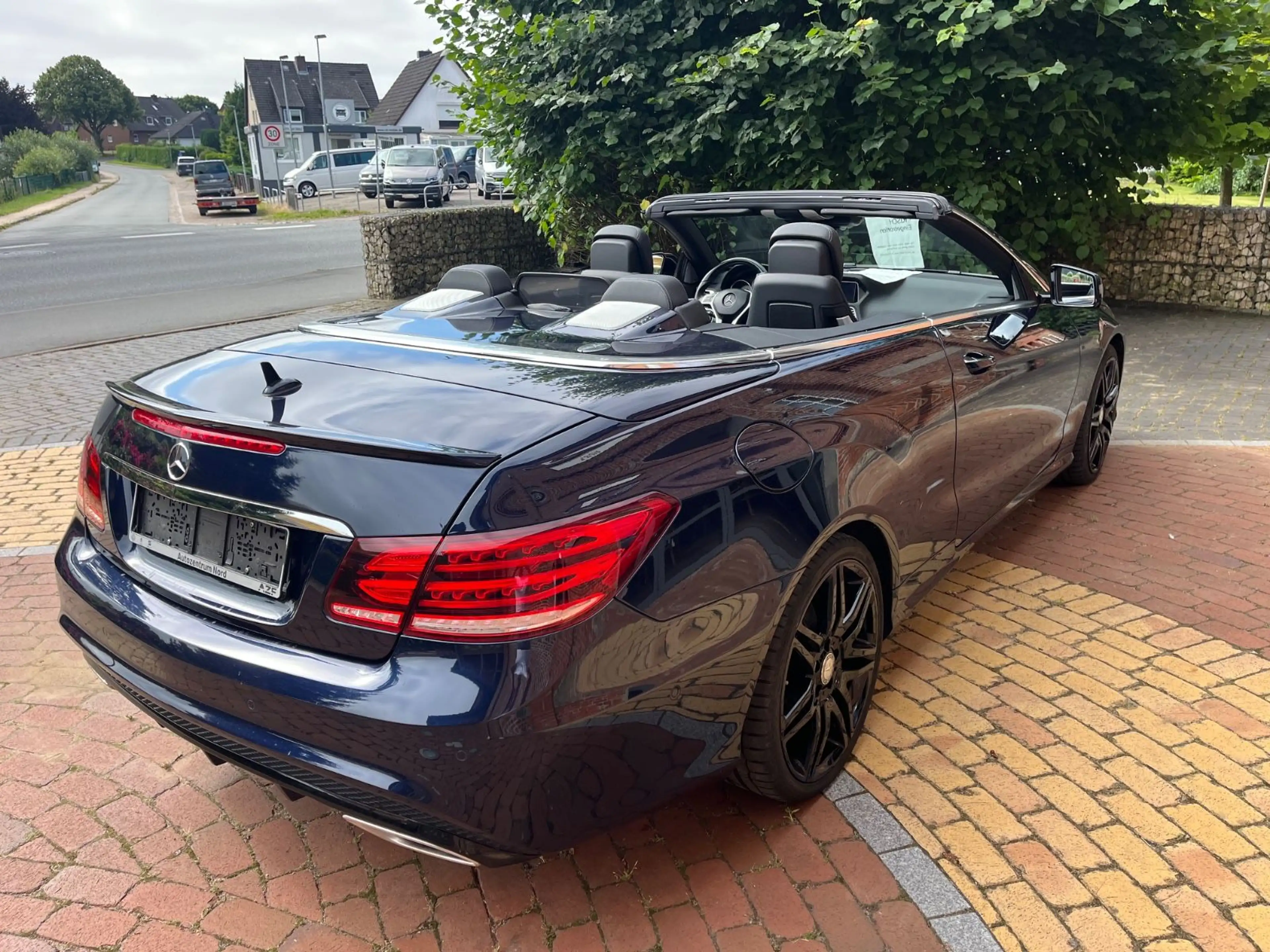Mercedes-Benz E 350 CDI Cabrio AMG Sportpaket — photo 7