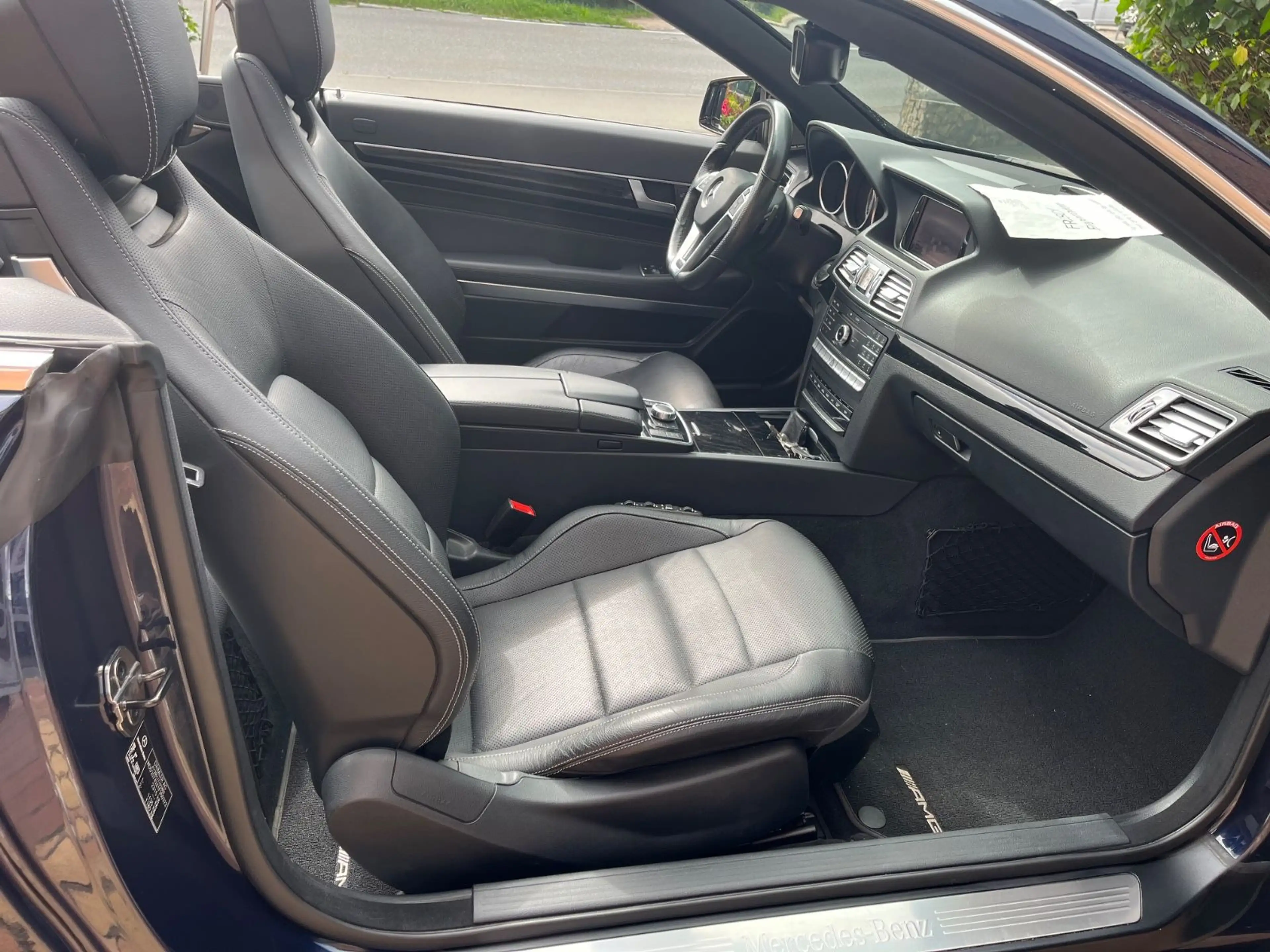 Mercedes-Benz E 350 CDI Cabrio AMG Sportpaket — photo 8