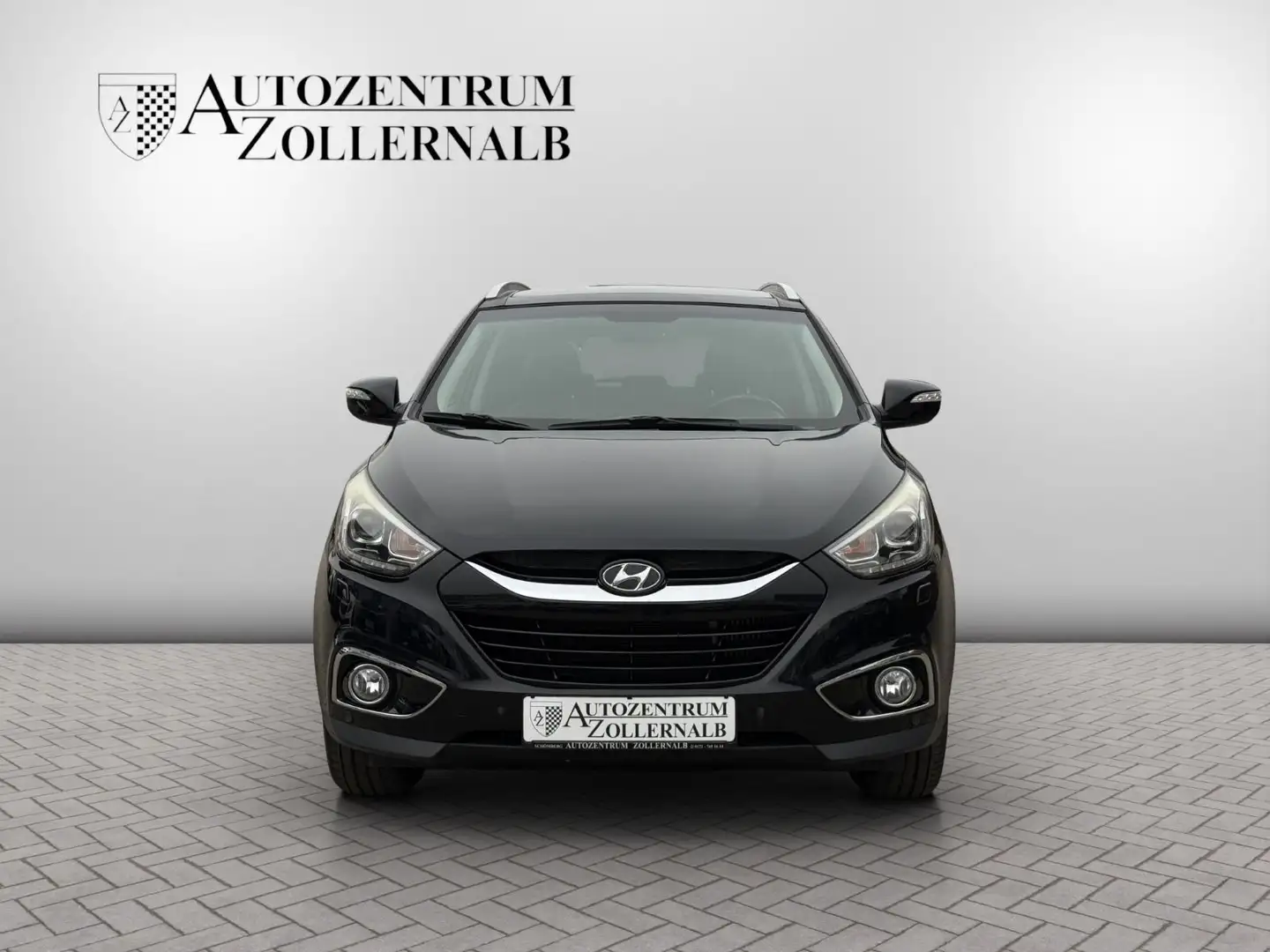 Hyundai iX35 2.0 CRDi 4WD Automatik Style *NAVI*RCAM*TOP Schwarz - 2