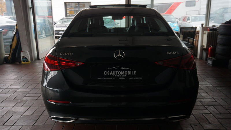 Mercedes-Benz C 300 4Matic PANO*DIGITAL*MEMORY*360°*ACC*1-HD! — photo 6