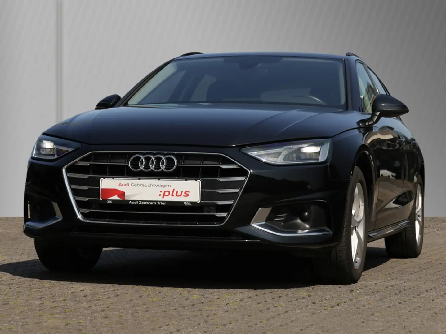 Audi A4 Avant 30 TDI advanced Zwart - 2