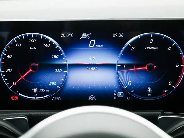 Mercedes-Benz GLB view 15